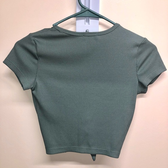 Sea foam green tie crop top with v-neck ribbed - Picture 3 of 4